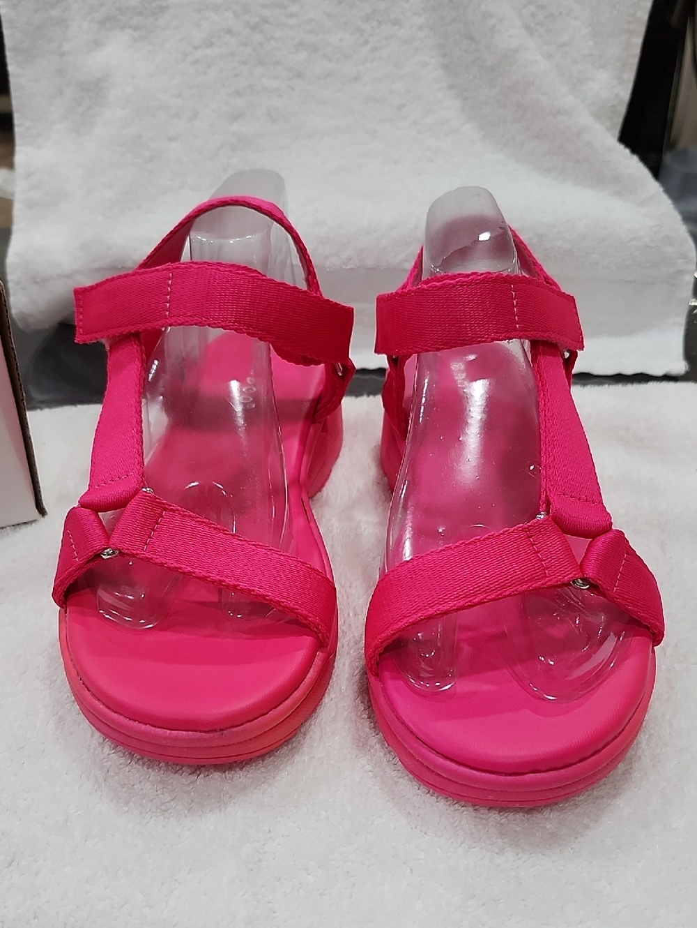 BAMBOO PINK STRAPPY PLATFORM SANDALS